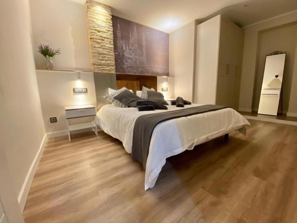 Apartamenticos Studio 39 Zaragoza Eksteriør bilde